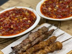 -歹歹的加个面过油肉拌面