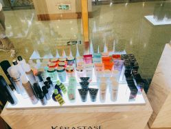 点击看大图 -八佰伴8008星级形象店