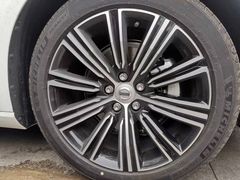 -蜂鸟快修喷漆钣喷汽修旗舰工厂(军工路店)