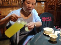 -昆虫窝子·特色云南菜(拓东路总店)