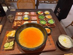 -银米·云南传统过桥米线(双廊黑金冠店)