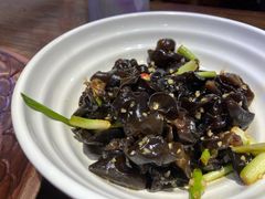 养生小木耳-老佛爷蛙锅•鲜蛙煲(麦凯乐店)