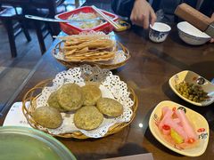 -富正毅三下锅·湘西韵味(天门山索道店)