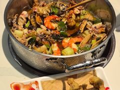 -七欣天香辣蟹火锅(无锡金太湖国际城店)