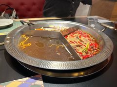 -廖掌柜·重庆鲜货火锅(上海首店)