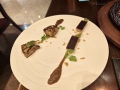 -恰餐厅及酒吧 CHAR Bar & Grill (北京丽都皇冠假日店)