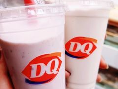 香草草莓奶昔组合-DQ·蛋糕·冰淇淋(通州万达店)