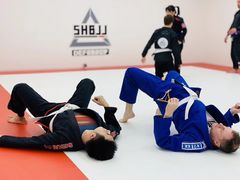 -DEFGROUP·巴西柔术·拳击·摔跤(世纪大道馆)