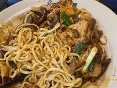 -方铲铲·成都板凳面(滨江银泰店)