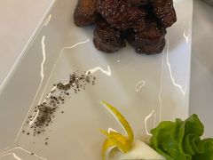 -HOMES上海本帮菜(襄阳公园店)