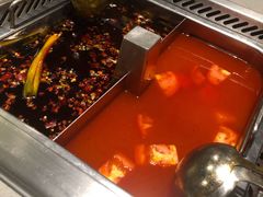 -海底捞火锅鲜切牛肉主题店(长寿路店)