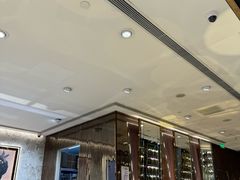 -VENCHI 闻绮(北京国贸商城店)