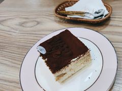 -嗒令甜品·主题融合料理餐厅(首座时代店)