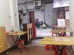 大堂-威邵鸡煲(西华路总店)