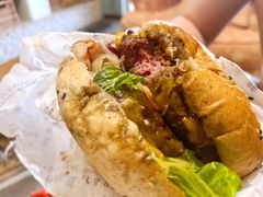 嘉年华牛肉汉堡配番薯条-bluefrog蓝蛙(水游城店)