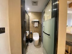 -闲隅江景艺术酒店(解放碑洪崖洞总店)