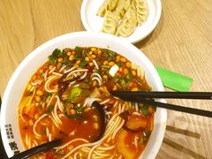 -蒙自源米线大王(花园城商场店)