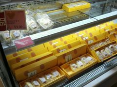面包甜点陈列柜-罗莎蛋糕(窑岭店)