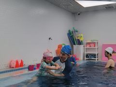 -龙格亲子游泳·水育早教运动中心(绿城店)
