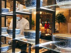 面包甜点陈列柜-香融府·烤鸭·家常菜(花乡奥莱店)