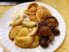 -东巴谷野生菌火锅餐厅