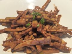油焖熊毛笋-苏帮袁Sue Cuisine(来福士店)