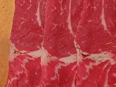 -牛YO寿喜烧·铁板烧和牛火锅自助(市府恒隆店)