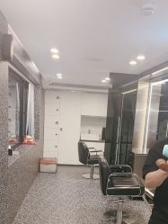-厘里·salon