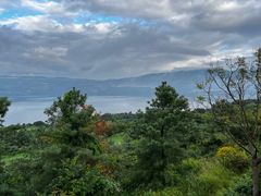 -昆明春城湖畔度假村