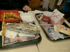 -肯德基(盘龙奥莱店)