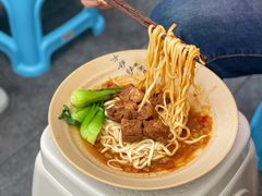 -方铲铲·成都板凳面(滨江银泰店)