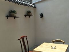 -鲁班小馆(政四街店)