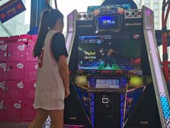 -爱玩嘉年华(龙湖杭州金沙天街店)