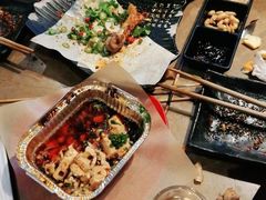 -何师烧烤Pro ·江湖川菜·小龙虾·精酿(太古里旗舰店)