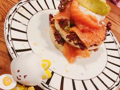 三文鱼水波蛋松饼-AFS Cafe & Canteen(闽江二路店)