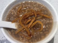 -上海虹桥中心爱琴海亚朵S酒店