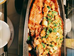 -江边城外烤全鱼(世茂广场店)