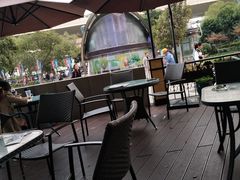 露天位-必胜客(上海新南方商城PH店)