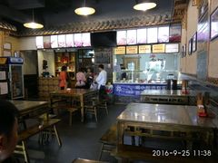 -老鼎万春卤菜(鹭湖宫8区店)