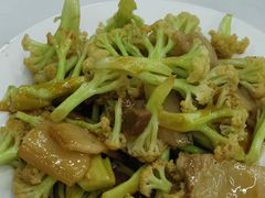 -顶之鲜海鲜餐厅