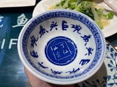 -南京金牛湖巨碗鱼头