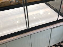 面包甜点陈列柜-圣安娜饼屋