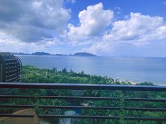 -三亚湾海居铂尔曼度假酒店