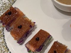 -浅深(世茂滨江精品店)
