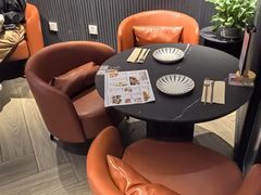 -必胜客(松雷店)