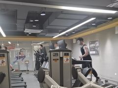 -超鹿运动(大唐世家店)