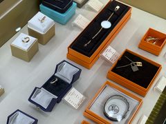 -109度二手奢侈品手表包包珠宝回收(新天地店)