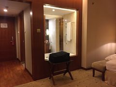 -汕尾巴黎半岛酒店