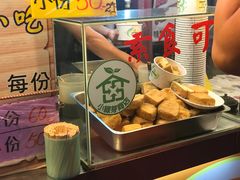 -六合夜市