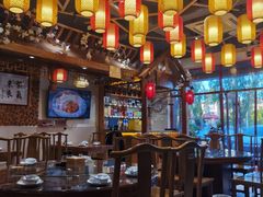 大堂-东来菜馆•手抓海鲜家常菜•海鲜锅贴(鸽子窝店)